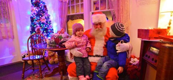 Christmas Tree Lighting 2022 Coos Bay Oregon Coos Bay Tree Lighting | Oregon's Adventure Coast