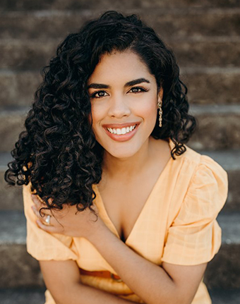 Elizabeth Galafa Ylaya, Soprano
