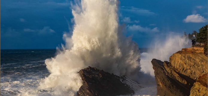 Best Winter Storm Watching Images of the Season (So Far)! 