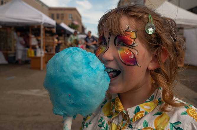 Bring the kids, the parents, and the dogs! Blackberry Arts Festival is for everyone! And its FREE!