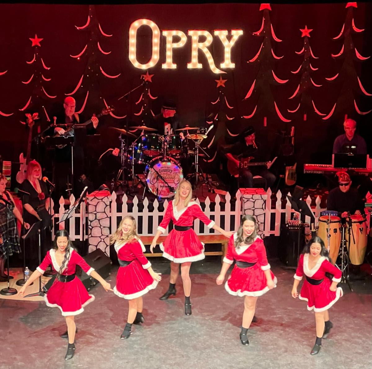 Holiday Happenings & Tree Lightings on Oregon's Adventure Coast