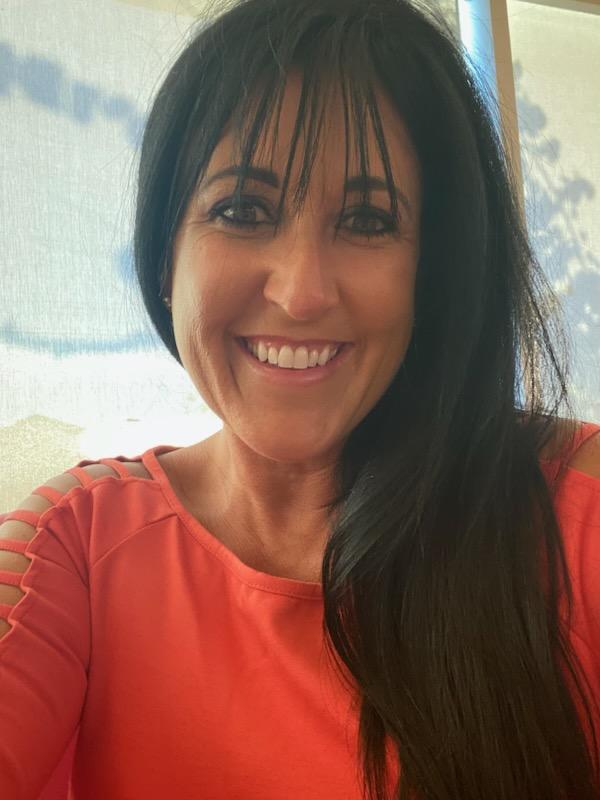 headshot of lehea desousa