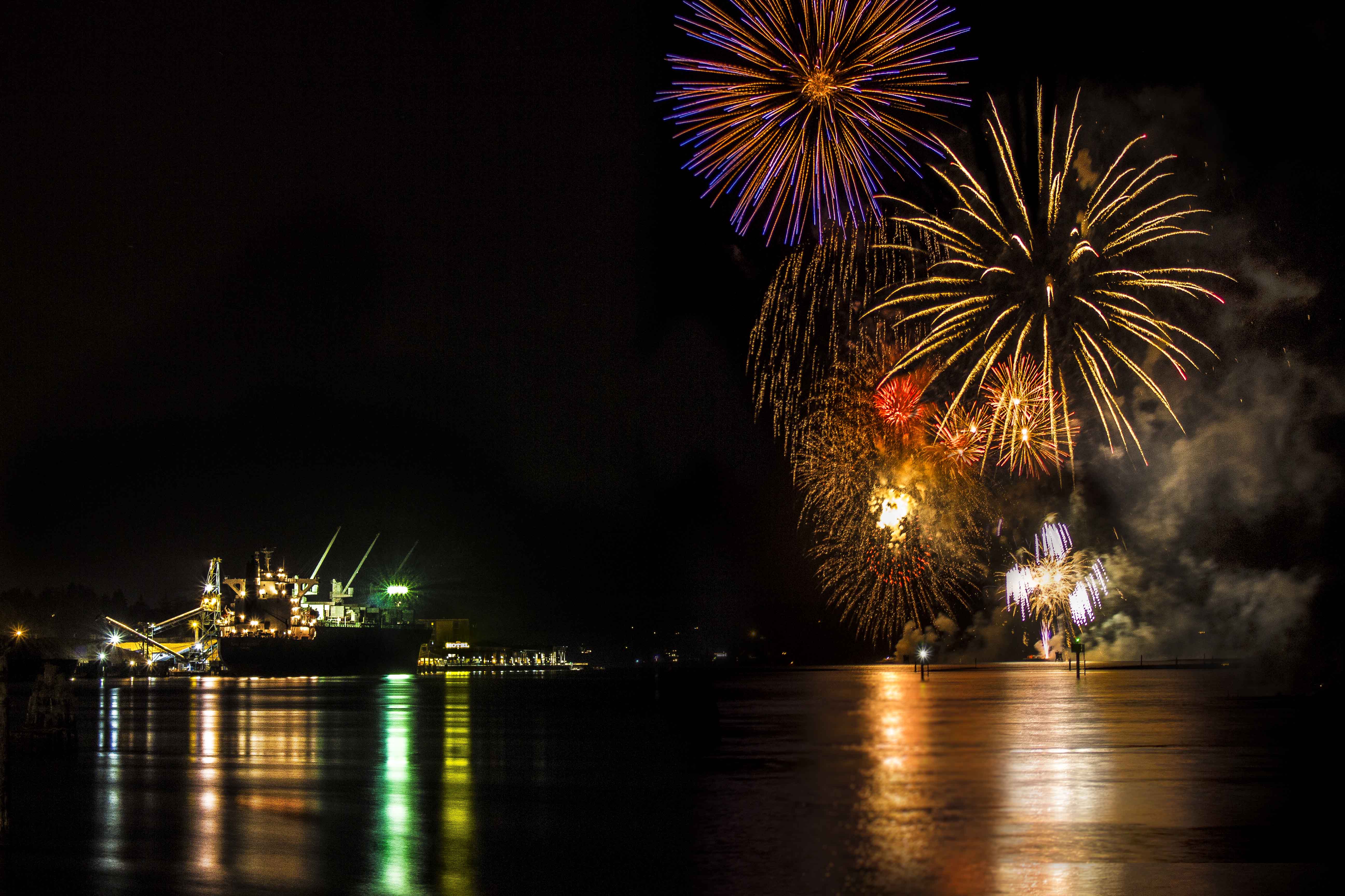 Fireworks light up the Bay!